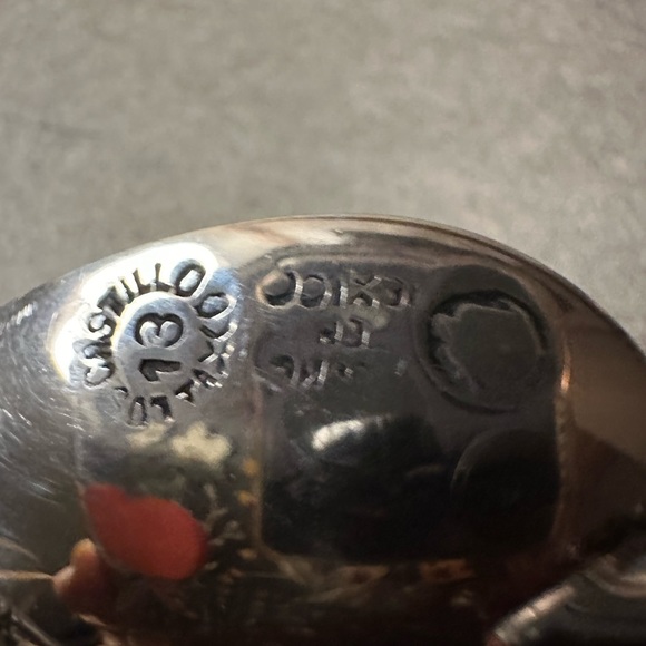 Los Castillo Taxco stamped silver, stone and gold pin - Picture 9 of 9